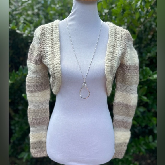 Far Away from Close Atacam sweater - Picture 2 of 11